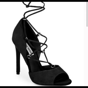 Steve Madden Rayshel Suede Strap Pumps